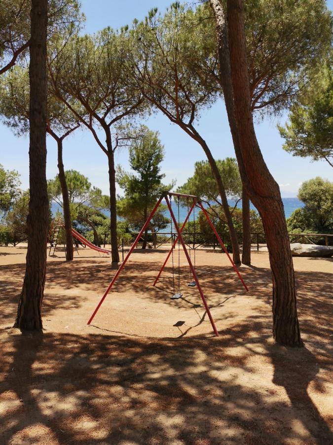 Appartamento Con Vista Mare A Terramala Terra Mala Luaran gambar